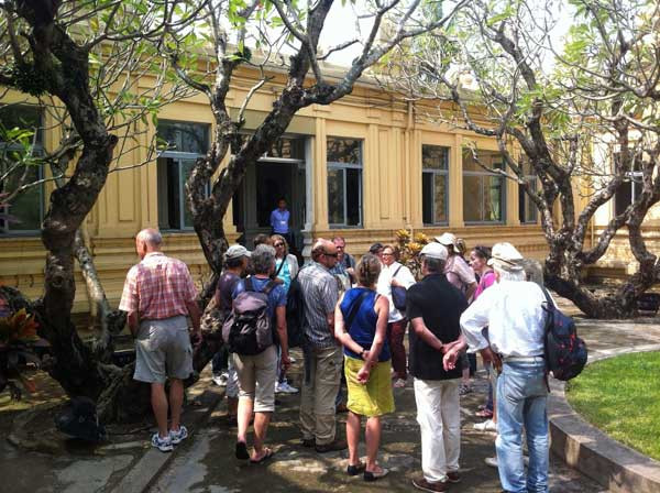 岘港市修缮占婆雕刻博物馆为2017年APEC领导人会议做准备 ảnh 2 岘港市修缮占婆雕刻博物馆为2017年APEC领导人会议做准备 ảnh 2