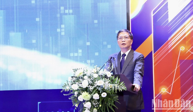 第一届国家数字经济和数字社会发展论坛在南定省开幕 ảnh 2 第一届国家数字经济和数字社会发展论坛在南定省开幕 ảnh 2