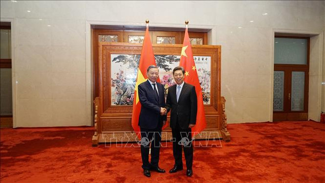越南公安部部长苏林会见中共中央政法委员会书记陈文清 ảnh 1 越南公安部部长苏林会见中共中央政法委员会书记陈文清 ảnh 1