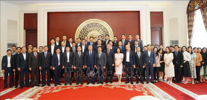 越南公安部部长苏林会见中共中央政法委员会书记陈文清 ảnh 3 越南公安部部长苏林会见中共中央政法委员会书记陈文清 ảnh 3