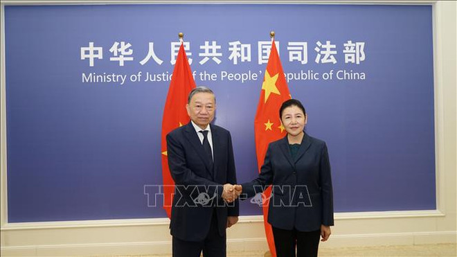 越南公安部部长苏林会见中共中央政法委员会书记陈文清 ảnh 2 越南公安部部长苏林会见中共中央政法委员会书记陈文清 ảnh 2
