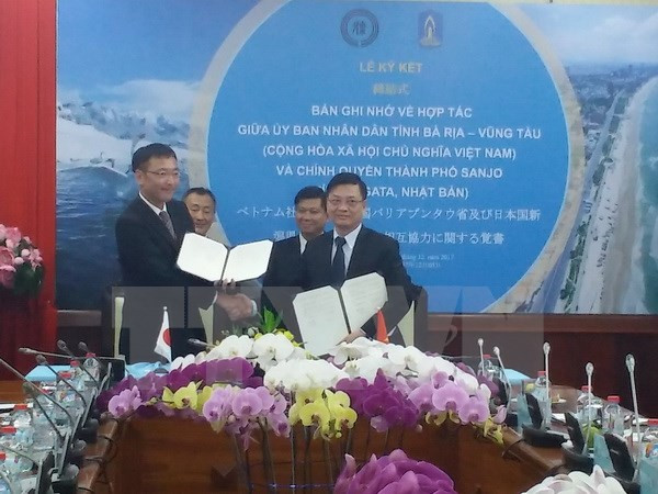 加强巴地头顿省与日本三条市的合作 ảnh 1 加强巴地头顿省与日本三条市的合作 ảnh 1