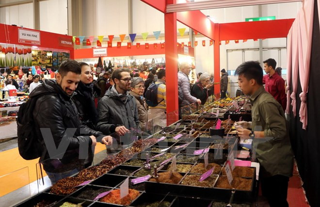 越南企业参加意大利国际手工艺品展销会 ảnh 1 越南企业参加意大利国际手工艺品展销会 ảnh 1