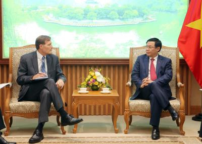 王廷惠副总理欢迎美国国际开发署为越南企业参加全球供应链提供协助 ảnh 2