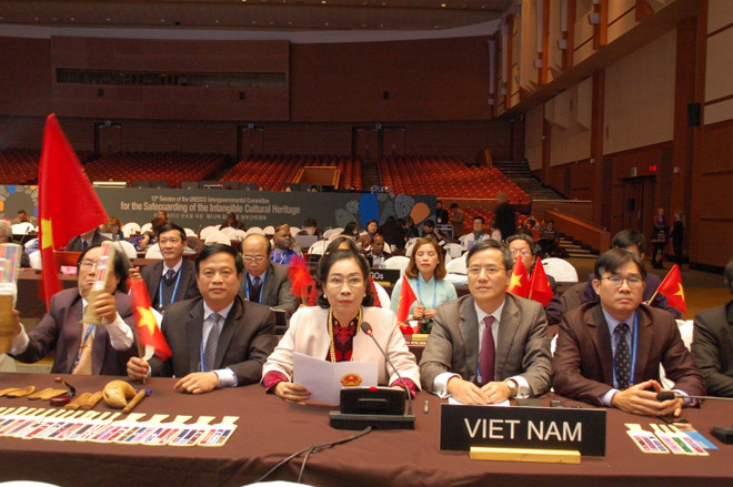 越南发牌唱曲艺术被列入《人类非物质文化遗产代表作名录》 ảnh 1