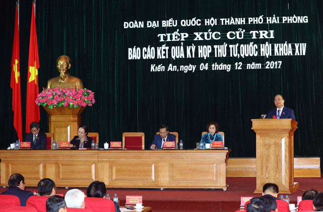 阮春福总理在海防市开展选民接待活动 ảnh 1