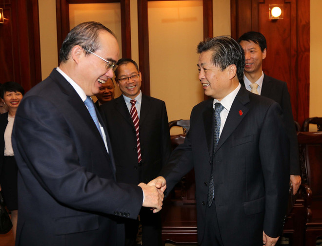 胡志明市市委书记阮善仁会见中国驻胡志明市总领事陈德海 ảnh 1 胡志明市市委书记阮善仁会见中国驻胡志明市总领事陈德海 ảnh 1