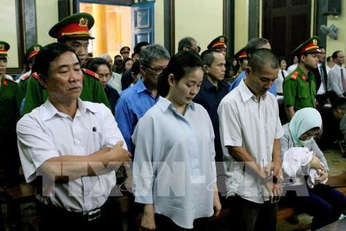 越南大信银行损失超过6.3万亿越盾一案开庭复审 ảnh 1 越南大信银行损失超过6.3万亿越盾一案开庭复审 ảnh 1