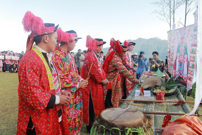 瑶族神秘的风俗——盘王祭礼 ảnh 1 瑶族神秘的风俗——盘王祭礼 ảnh 1
