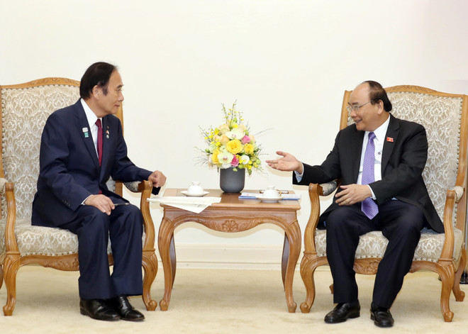 越南政府总理阮春福会见日本琦玉县知事上田清司 ảnh 2 越南政府总理阮春福会见日本琦玉县知事上田清司 ảnh 2