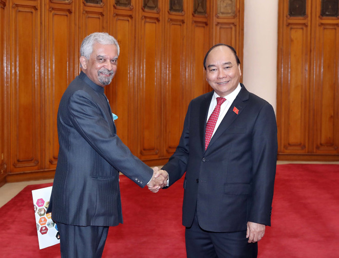 政府总理阮春福会见联合国各组织驻越首席代表 ảnh 1 政府总理阮春福会见联合国各组织驻越首席代表 ảnh 1