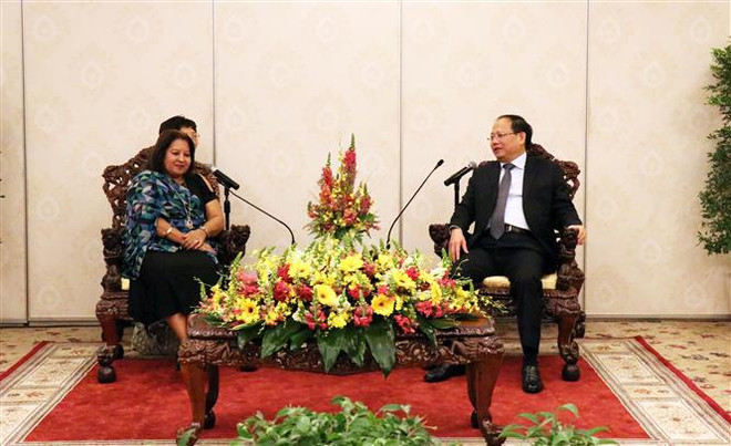 胡志明市领导人会见古巴全国妇女联合会秘书长 ảnh 1 胡志明市领导人会见古巴全国妇女联合会秘书长 ảnh 1