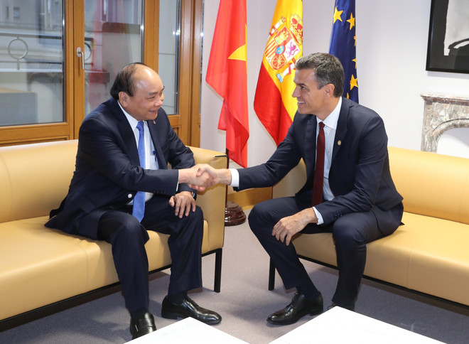 政府总理阮春福出席第十二届亚欧首脑会议期间举行多场双边会晤 ảnh 2 政府总理阮春福出席第十二届亚欧首脑会议期间举行多场双边会晤 ảnh 2