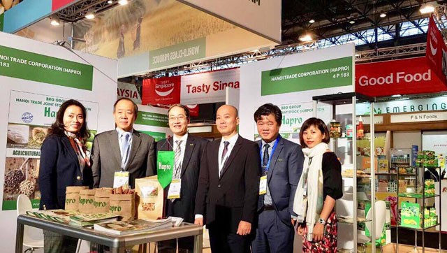 河内贸易总公司在巴黎国际食品展成功签订多项农产品出口合同 ảnh 1