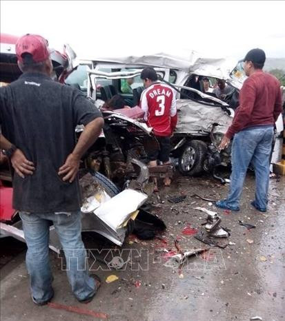 菲律宾发生严重交通事故 造成11人死亡 ảnh 1 菲律宾发生严重交通事故 造成11人死亡 ảnh 1