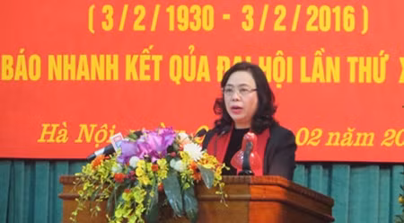 越南河内市委给主要干部举行越共十二大结果宣介会 ảnh 1