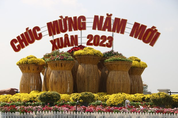 平阳省举办多项丰富活动迎接新春佳节 向困难职工献爱心 ảnh 1 平阳省举办多项丰富活动迎接新春佳节 向困难职工献爱心 ảnh 1