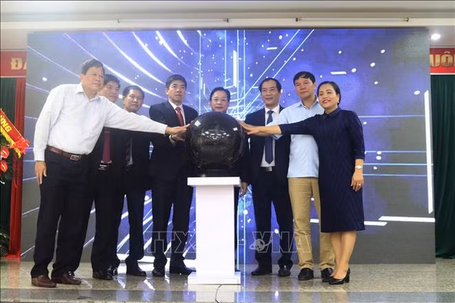 谅山电子报英文版和中文版正式上线 ảnh 1 谅山电子报英文版和中文版正式上线 ảnh 1