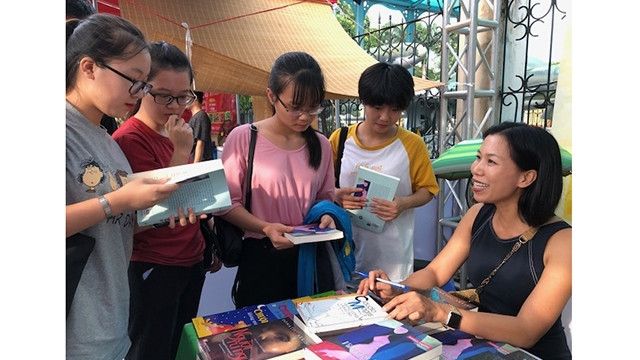 意大利语言周在越南举行 ảnh 1