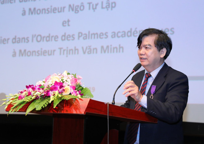 越南两名学者荣获法国骑士勋章 ảnh 2