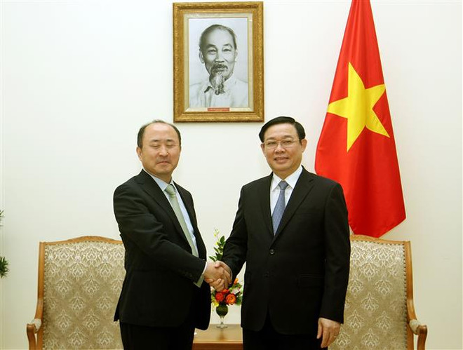 王廷惠副总理会见韩国外交部负责经济事务的副部长云康贤 ảnh 1