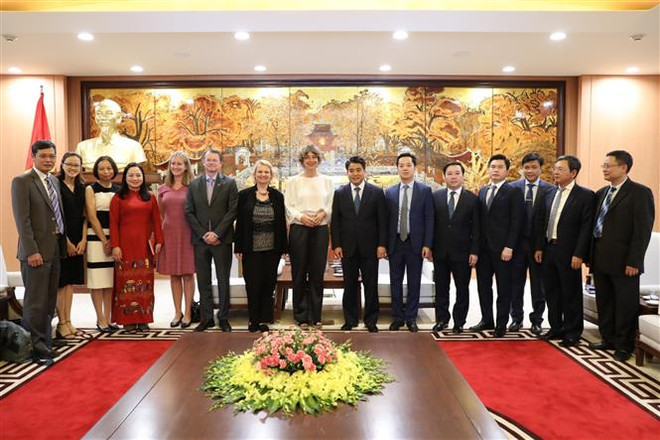 河内市深化与荷兰的文化交流合作 ảnh 2 河内市深化与荷兰的文化交流合作 ảnh 2