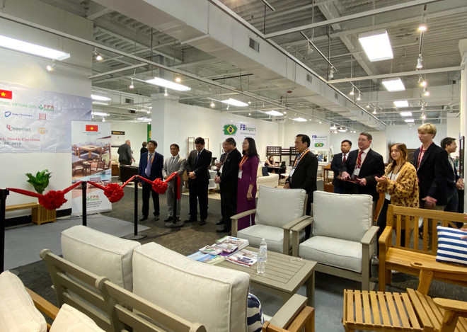 越南平定省人民委委员率团赴美寻求商机 ảnh 2 越南平定省人民委委员率团赴美寻求商机 ảnh 2