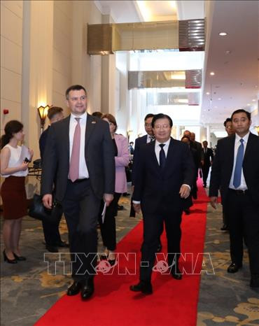 2019年越俄企业对话在河内举行 ảnh 1 2019年越俄企业对话在河内举行 ảnh 1