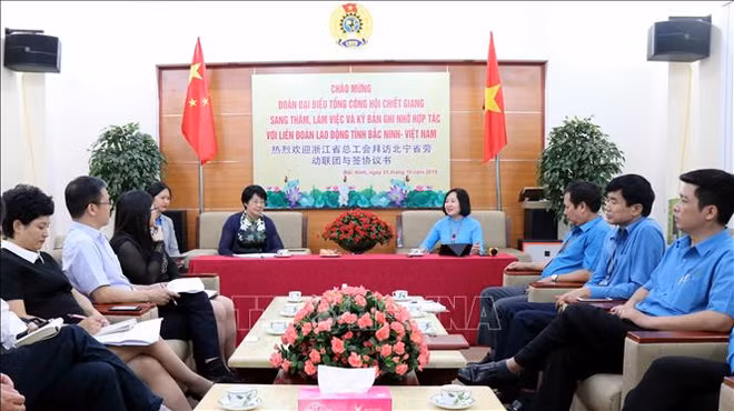 越南北宁省与中国浙江省加强工会合作 ảnh 1
