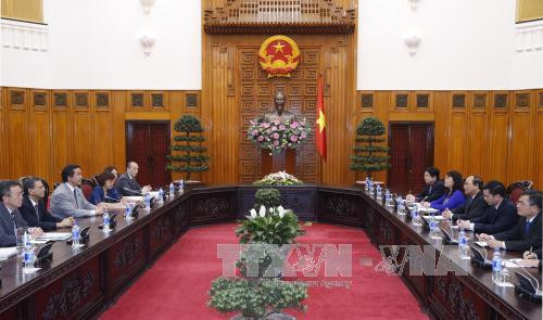 越南政府总理阮春福会见日本文部科学大臣驰浩 ảnh 2 越南政府总理阮春福会见日本文部科学大臣驰浩 ảnh 2