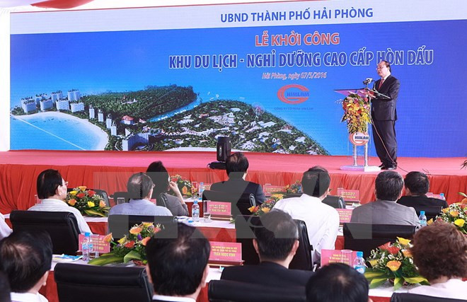 阮春福总理出席海防市绕岛投资总额5万亿越盾的休闲旅游度假区项目动工仪式 ảnh 1 阮春福总理出席海防市绕岛投资总额5万亿越盾的休闲旅游度假区项目动工仪式 ảnh 1