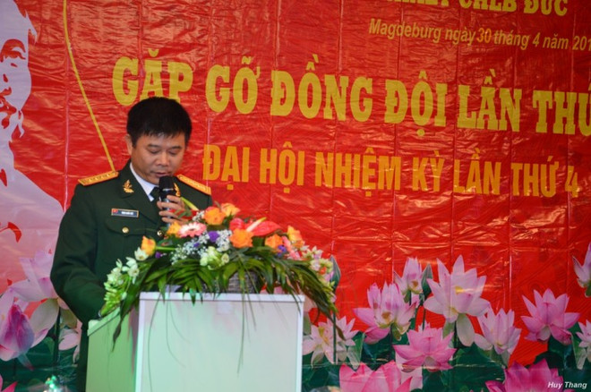 旅居德国越南人社群举行越南南方解放、国家统一41周年纪念活动 ảnh 1