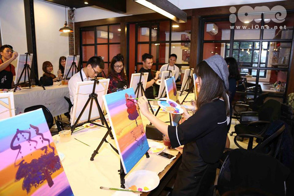 “微醉”艺术培训班——激发绘画创作兴趣 ảnh 1 “微醉”艺术培训班——激发绘画创作兴趣 ảnh 1