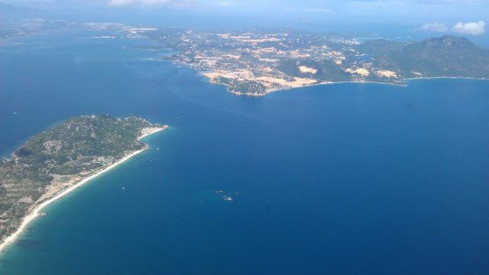 中国海军军舰首次访问越南金兰港 ảnh 1