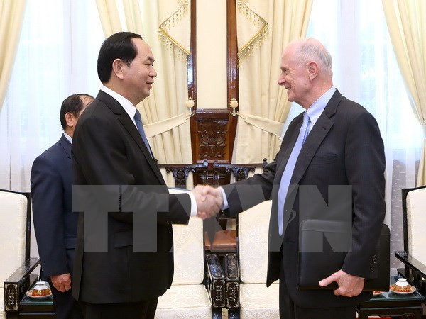 越南国家主席陈大光会见美国布朗大学教授 ảnh 1