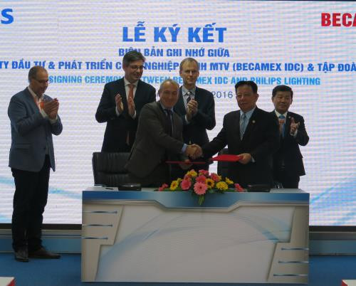荷兰飞利浦照明集团与越南平阳省合作建筑智能照明系统 ảnh 1