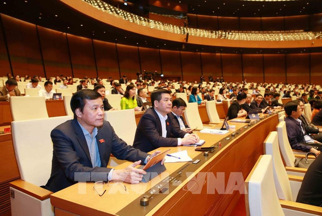 国会今日讨论第十四届国会任期工作报告(草案) ảnh 1 国会今日讨论第十四届国会任期工作报告(草案) ảnh 1