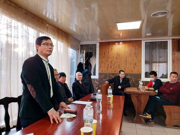 越南驻乌克兰大使阮宏石对乌南部各省进行工作访问 ảnh 1