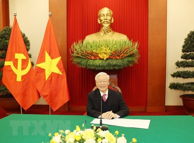 越共中央总书记、国家主席阮富仲与日本自由民主党总裁、日本首相菅义伟通电话 ảnh 1 越共中央总书记、国家主席阮富仲与日本自由民主党总裁、日本首相菅义伟通电话 ảnh 1