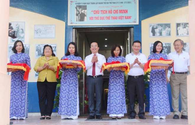 “胡志明主席与越南体育”专题展正式开展 ảnh 1 “胡志明主席与越南体育”专题展正式开展 ảnh 1