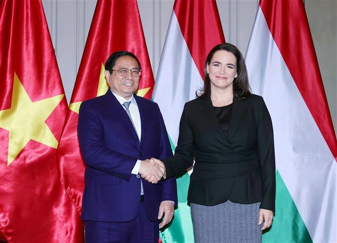 越南政府总理范明政会见匈牙利总统诺瓦克·卡塔琳 ảnh 1 越南政府总理范明政会见匈牙利总统诺瓦克·卡塔琳 ảnh 1