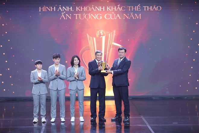 2023年胜利杯表彰越南体育“明星” ảnh 2