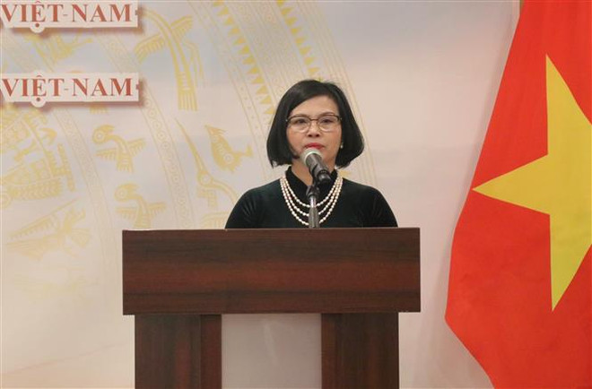 《巴黎协定》签署50周年:向参与监督《巴黎协定》执行的匈牙利友人表示感谢 ảnh 2 《巴黎协定》签署50周年:向参与监督《巴黎协定》执行的匈牙利友人表示感谢 ảnh 2