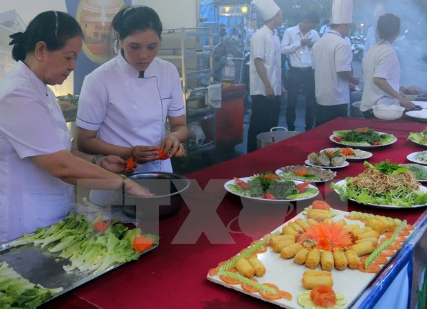 加强文化交流活动 向世界友人推介越南形象 ảnh 1