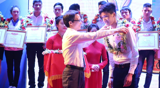 第九届国家技能大赛闭幕式在河内举行 ảnh 1 第九届国家技能大赛闭幕式在河内举行 ảnh 1