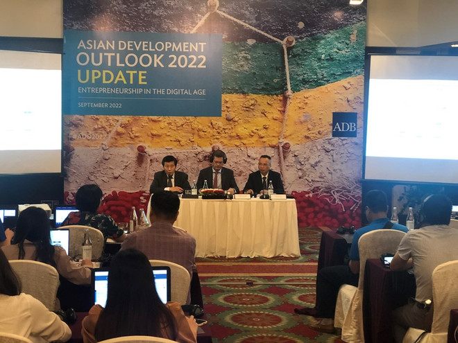 亚行:越南经济将在今年最后几个月继续复苏 ảnh 1 亚行:越南经济将在今年最后几个月继续复苏 ảnh 1