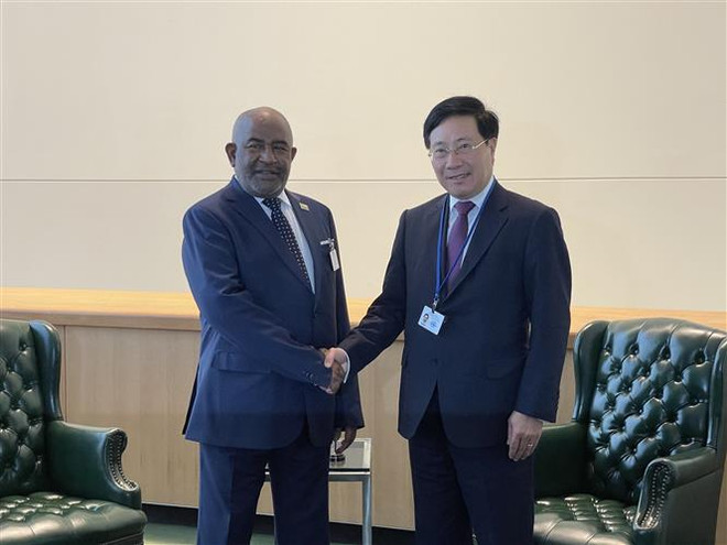 第77届联合国大会：越南促进与古巴、加拿大和科摩罗的合作 ảnh 1