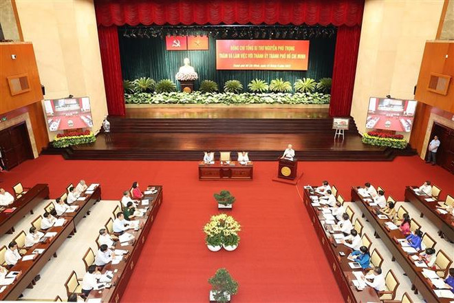 越共中央总书记阮富仲:胡志明市应进一步发挥火车头作用 ảnh 3 越共中央总书记阮富仲:胡志明市应进一步发挥火车头作用 ảnh 3