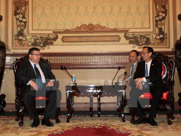 胡志明市希望同保加利亚首都索菲亚加强在检察领域的合作 ảnh 1