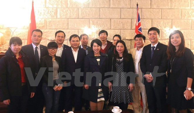 加强海外越南青年大学生协会与国内社团组织之间的沟通与交流 ảnh 1 加强海外越南青年大学生协会与国内社团组织之间的沟通与交流 ảnh 1